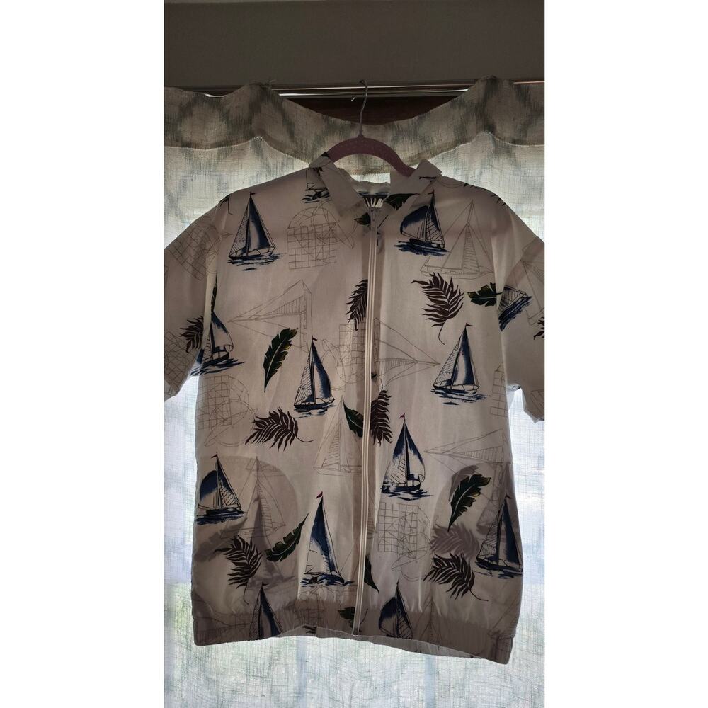One of a Kind Retro Weekender Leisure Wear Zip Up Shirt Size Large